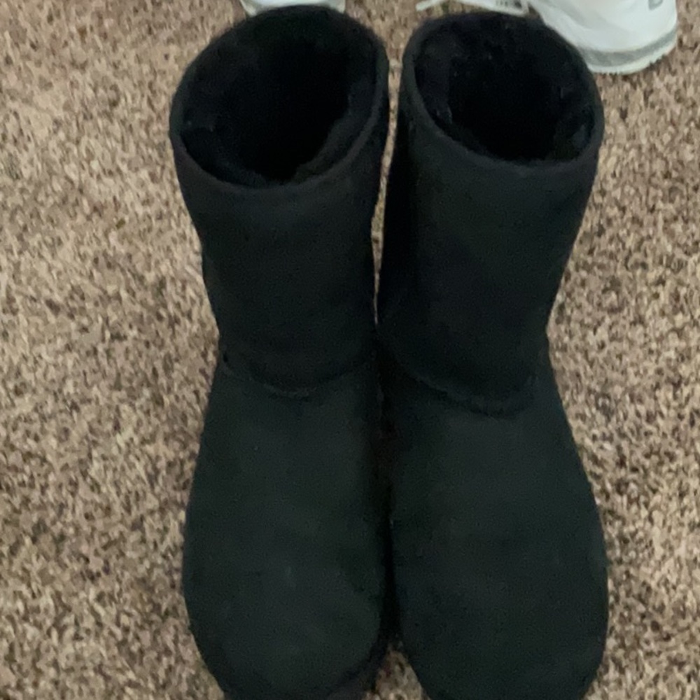 UGG classics